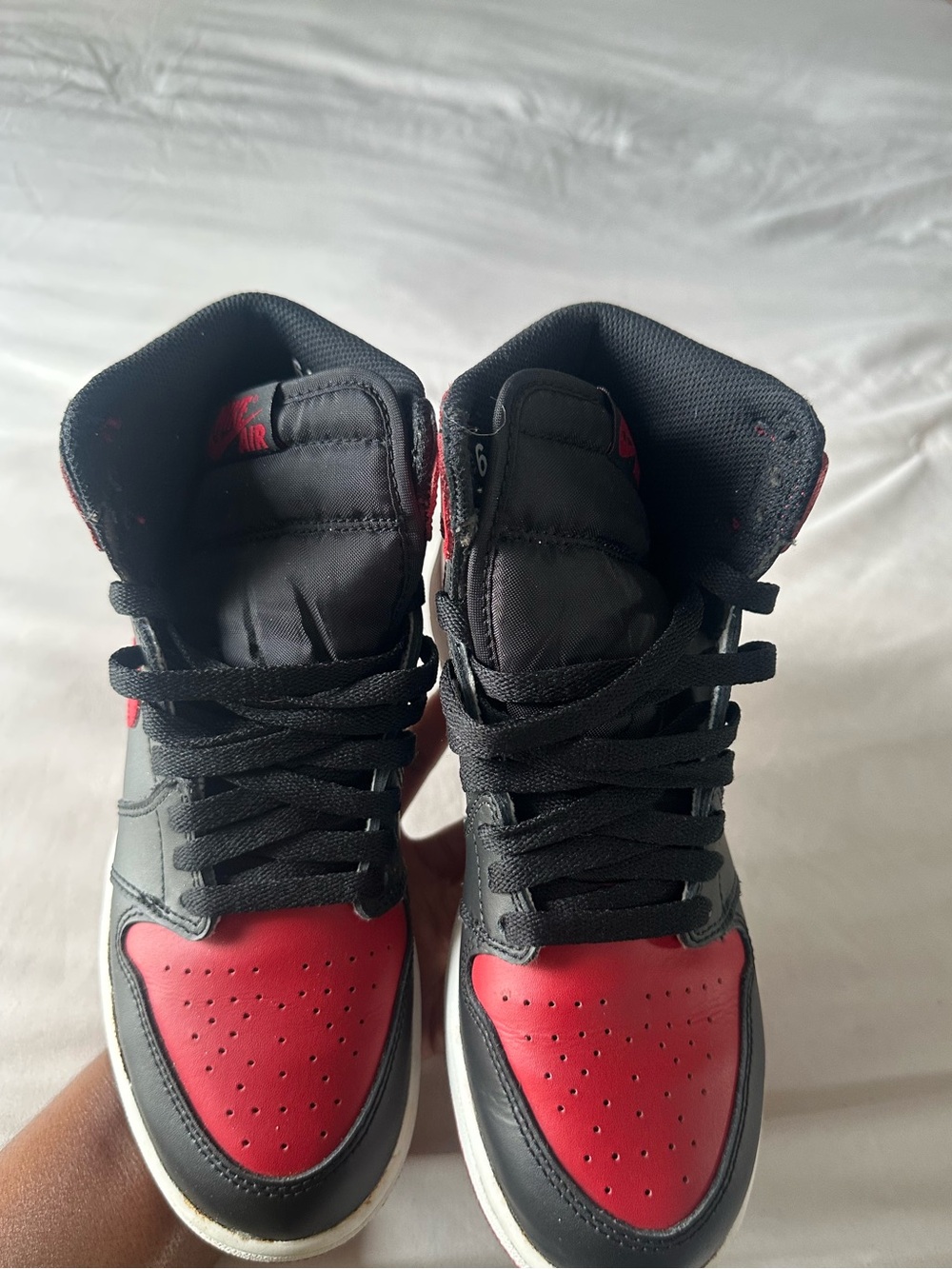 Air Jordan Retro 1 Nike Women's High Top Sneakers Black  Red